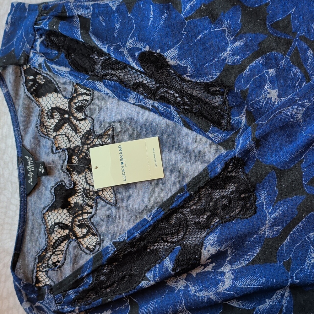 Lucky Blue and Black Floral Lace Sleeveless Top Size XL - New NWT - Picture 3 of 13